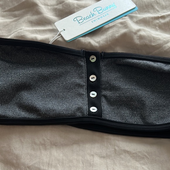 Beach bunny Presley off shoulder heather grey button bikini top nwt - Picture 2 of 6